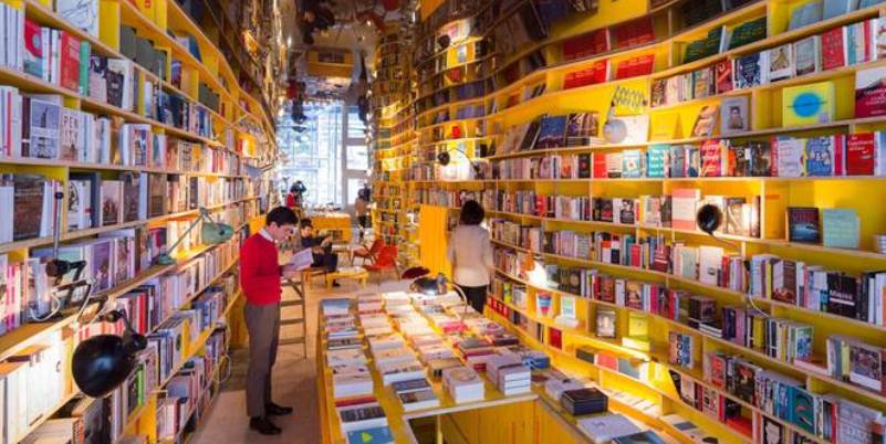 New London, la libreria inglese che vieta l'uso di smartphone e tablet