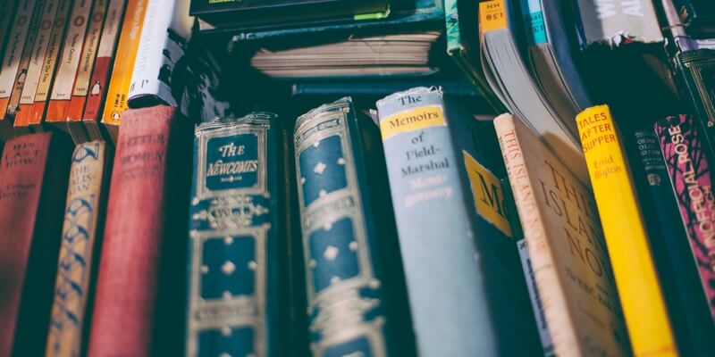 La storia dell'uomo che ha comprato 1200 $ di libri in una sola volta