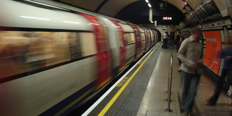 Censurati i dipinti di Schiele nella metropolitana di Londra