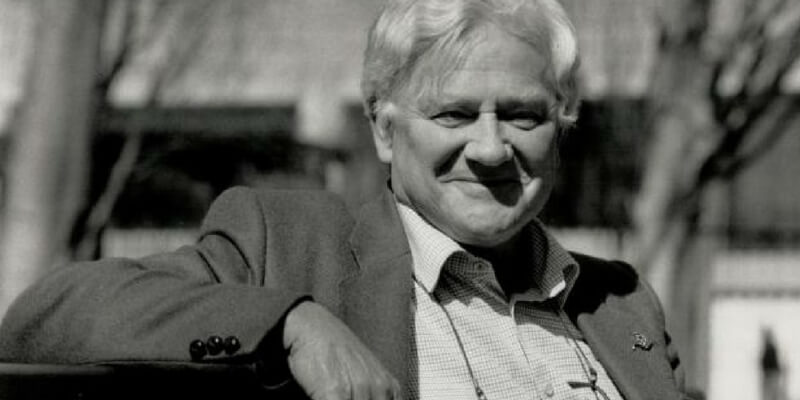 Richard Adams è morto oggi all'età di 96 anni. Lo ha confermato sua figlia alla "BBC News". Lo scrittore britannico è autore de "La collina dei conigli"