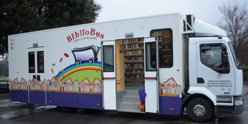 Arriva a Torino il "Bibliobus", per portare cultura nei quartieri senza biblioteche