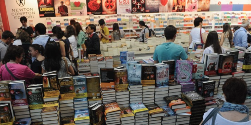 Salone del Libro, sessanta editori dissidenti contro la Fiera a Milano