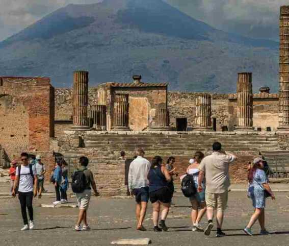Viaggi culturali e overtourism i 10 errori da evitare per tutelare le città d'arte