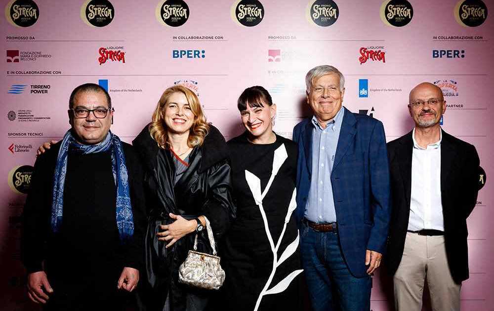 Premio Strega Poesia 2025, vince Tiziano Rossi