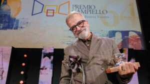 Marcello Fois vince il Premio Campiello 2026 con "L'immensa distrazione" 8 Marcello Fois vince il Premio Campiello 2026 con “L’immensa distrazione”