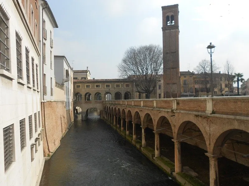 Lungo-Rio-IV-Novembre-Mantova