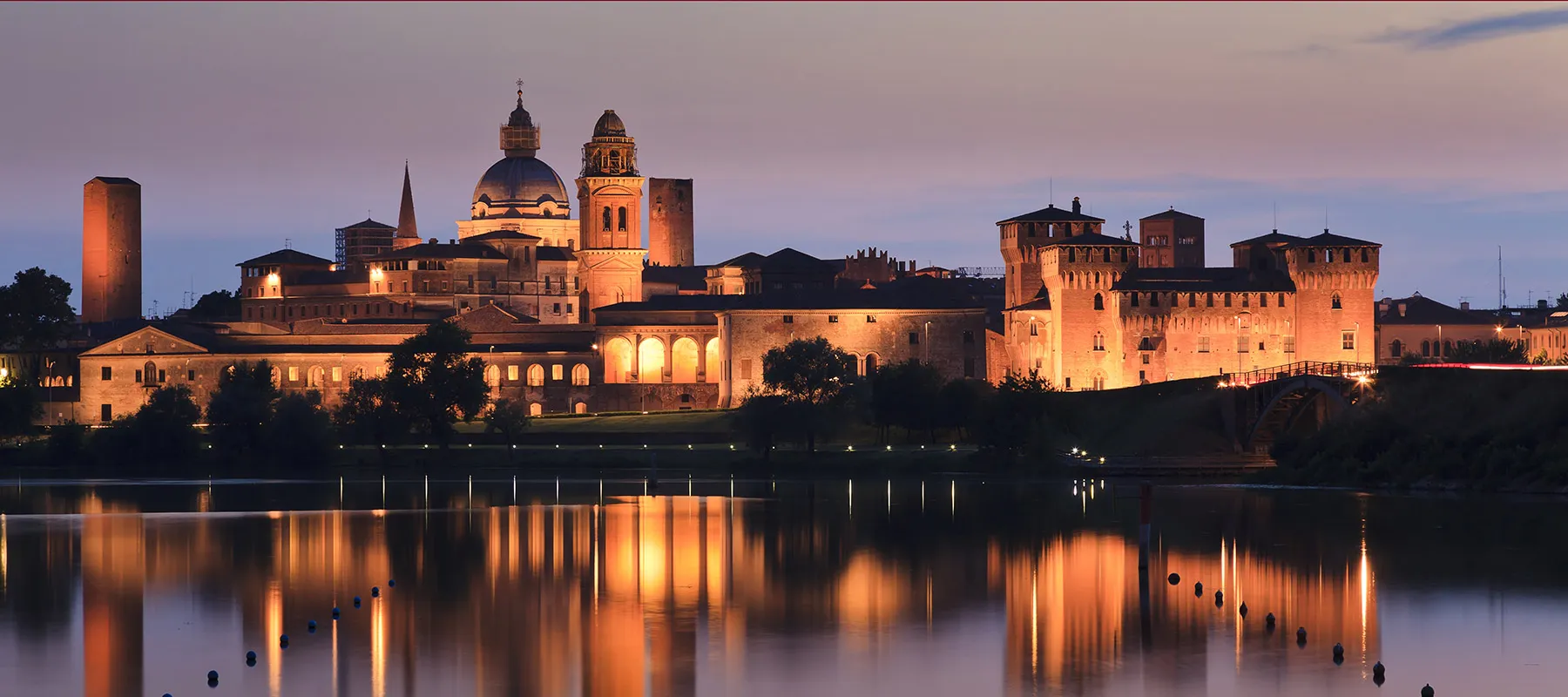 Mantova Mantua by night