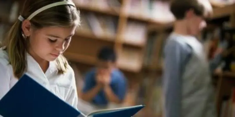 Ecco come la scuola può invogliare i bambini alla lettura