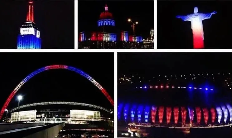 Attentato di Parigi, i monumenti di tutto il mondo illuminati col tricolore francese