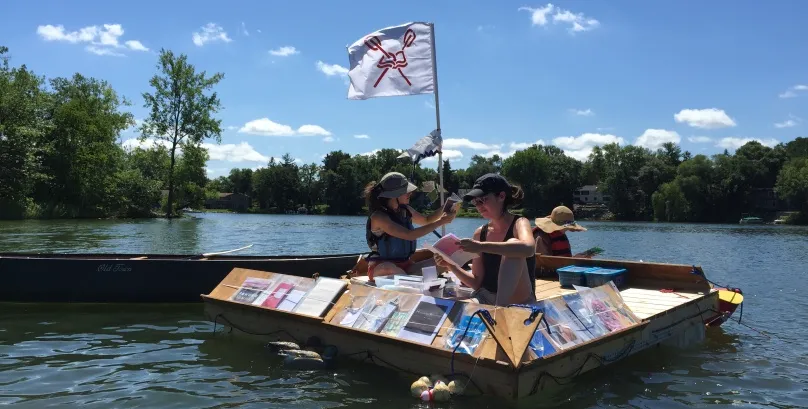Floating Library, la biblioteca galleggiante dei laghi americani