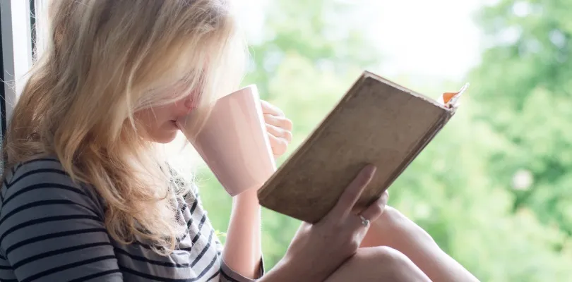 10 modi per riconoscere un appassionato di libri senza chiedergli niente