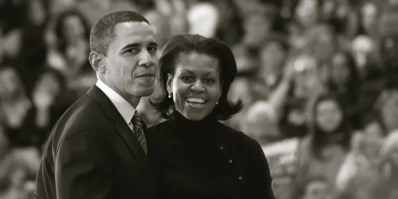 Asta da record, 65 milioni di dollari per i libri di Barack e Michelle Obama