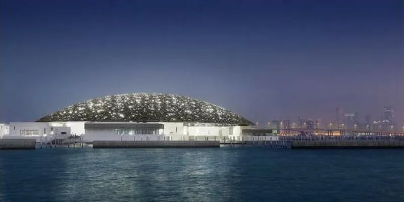 Il nuovo museo del Louvre ad Abu Dhabi