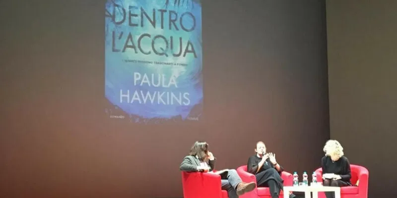 Paula Hawkins, "Sto benissimo nel mio cantuccio con i miei thriller"