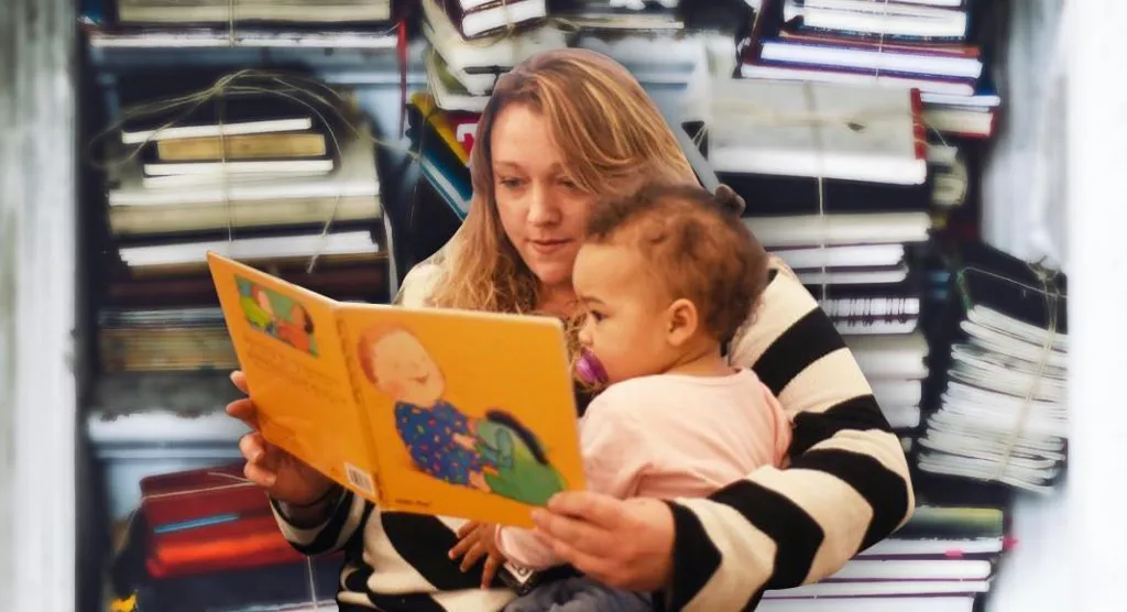 Il comune di Bolzano regala libri a ogni bebè