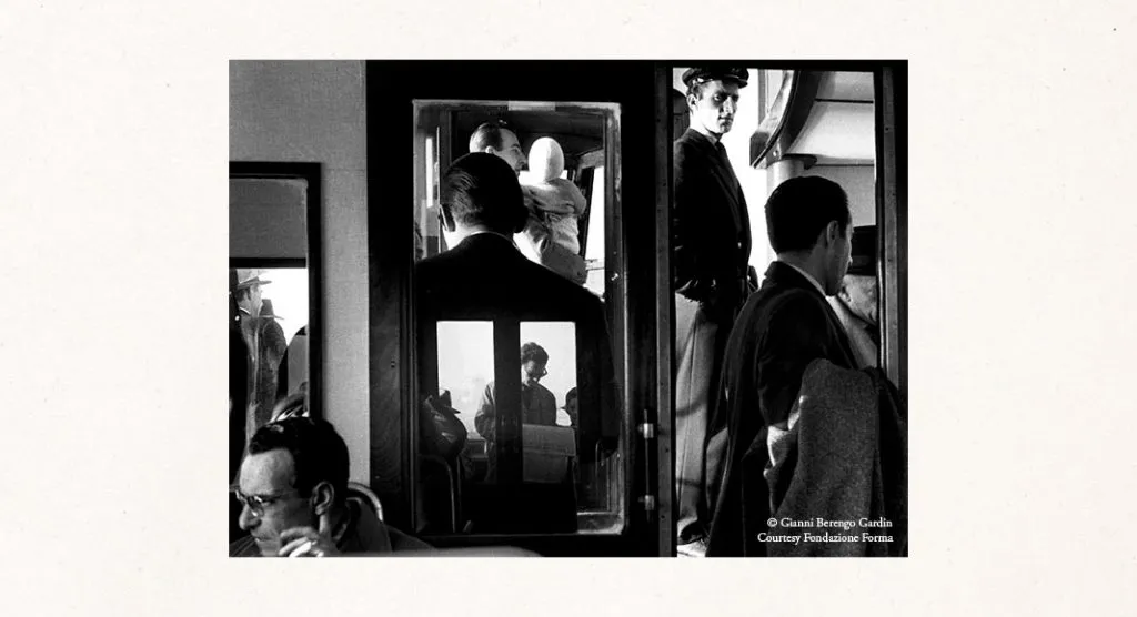 "Come in uno specchio", la mostra di fotografia per celebrare i 90 anni di Berengo Gardin