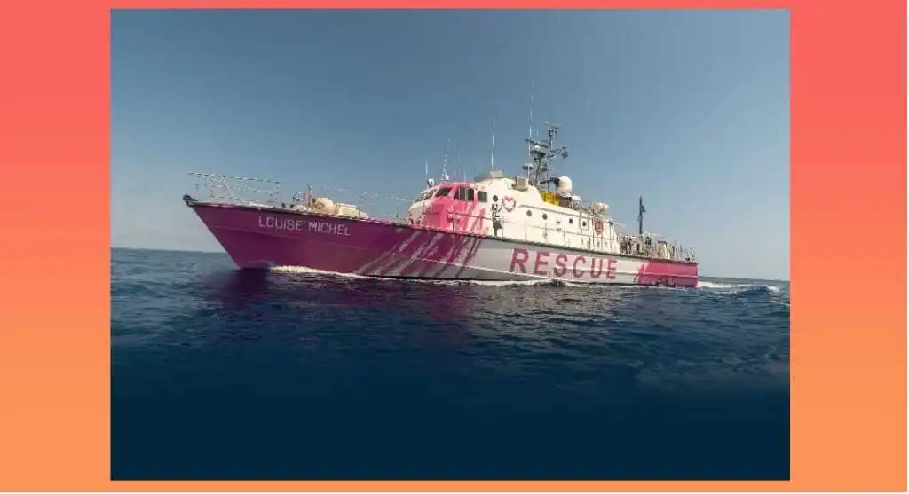 Migranti, 89 persone salvate nel Mediterraneo dalla nave di Banksy
