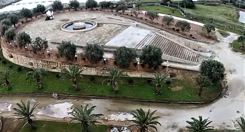  Veduta dall’alto del Piazzale delle Primizie. Vittoria. 