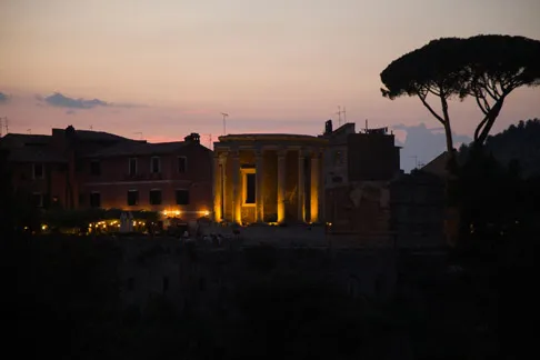Parco Villa Gregoriana RM allimbrunire Foto Irene Felici 2017 C FAI Fondo Ambiente Italiano