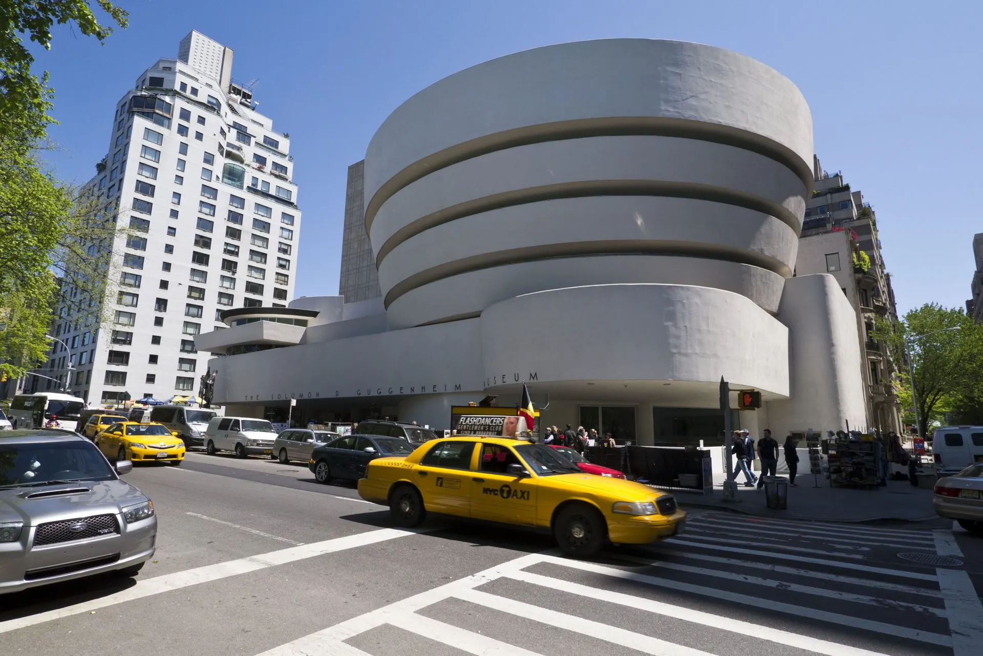 Solomon R Guggenheim Museum designed by Frank Lloyd Wright 6998983304