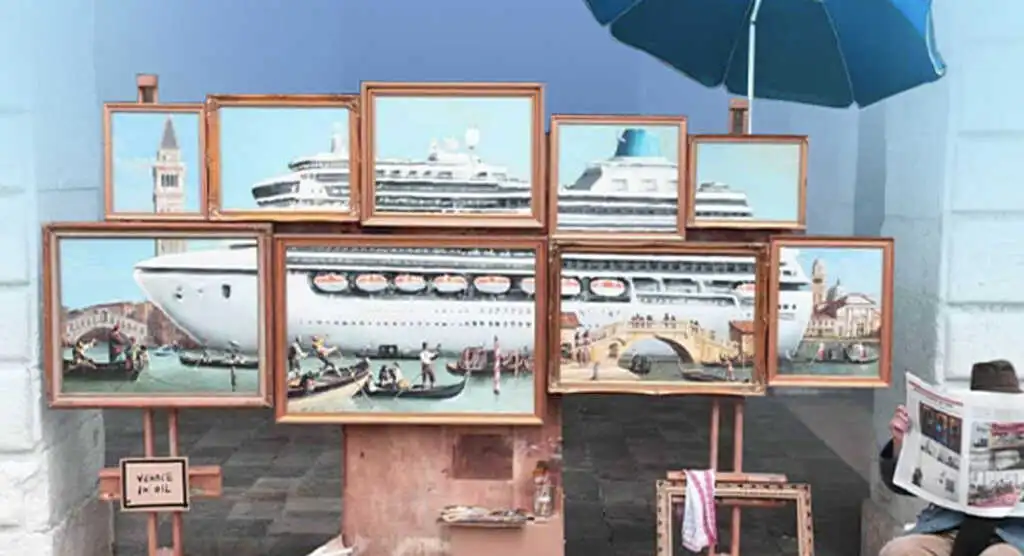 Nuovo graffito di Banksy raffigurante vecchietta che starnutisce