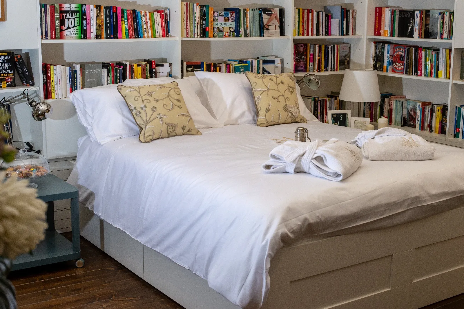bookandbed2