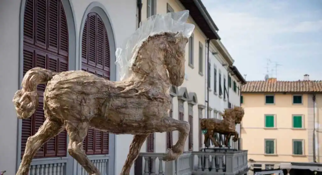 L'arte di Davide Dall'Osso, in Toscana una nuova mostra ecosostenibile