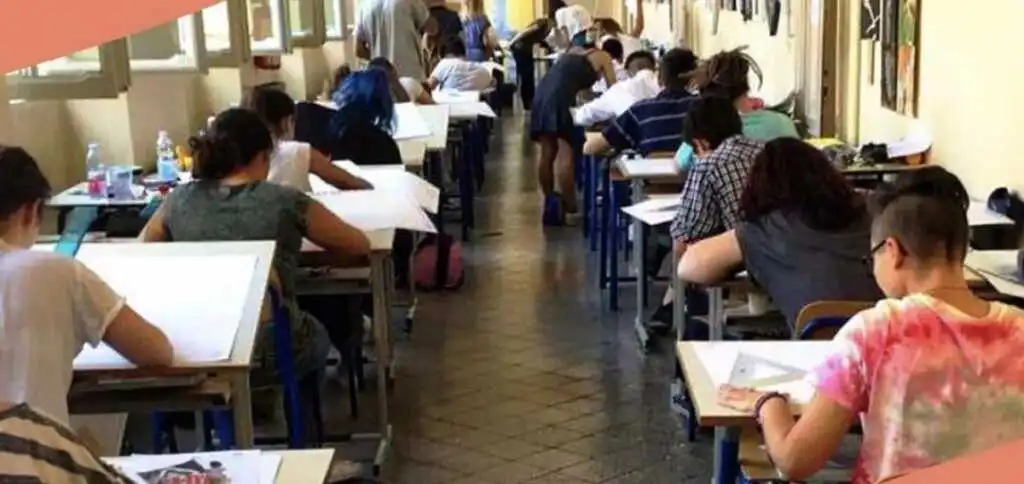 Esami di Maturità 2022, le tracce della prima prova scritta