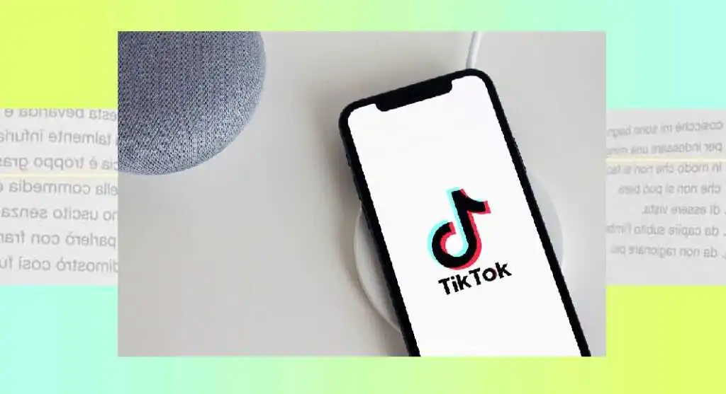 Blackout Challenge su TikTok, perché bisogna controllare i bimbi sui social