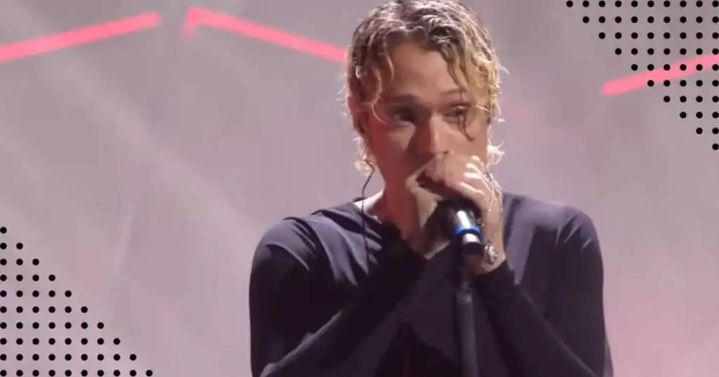 "Tu no", la canzone di Irama a Sanremo sulla nostalgia di una persona importante