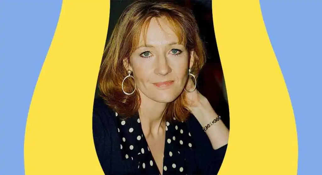 J.K: Rowling cita Ippocrate e si schiera a favore degli infermieri