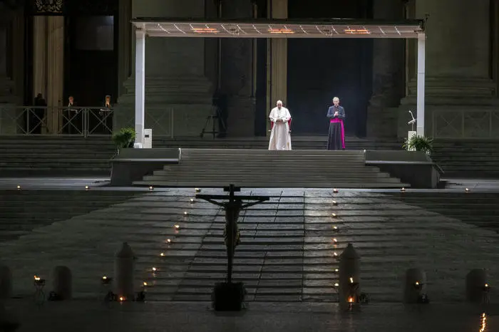 Coronavirus: Via Crucis (Way of the Cross) on the Good Friday