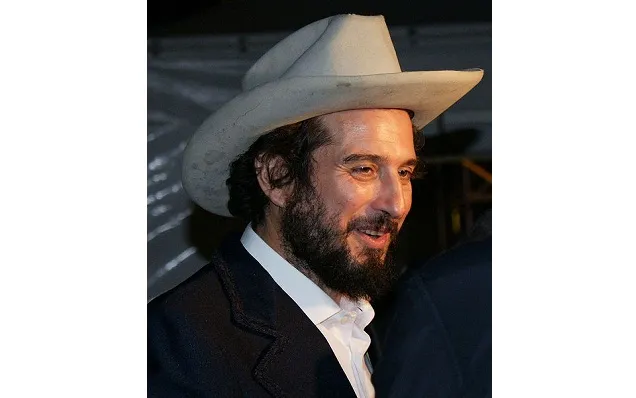 Vinicio Capossela racconta di una Grecia in crisi che riscopre il suo orgoglio attraverso il canto 1 24052013133232 sm 4146