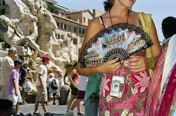 4.Piazza Navona, 2005. © Martin Parr/Magnum Photos.