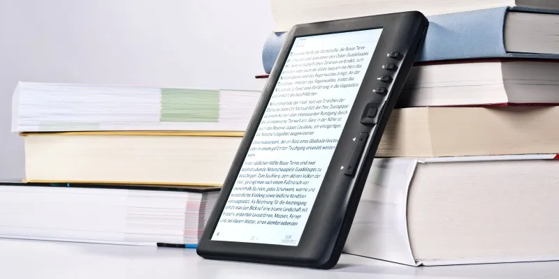 Come si legge nel mondo, la “carta” batte ancora l’e-book