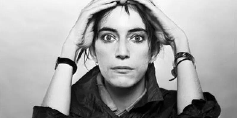 L'espressività di Patti Smith negli scatti di Gijsbert Hanekroot