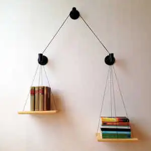 Una bilancia di libri