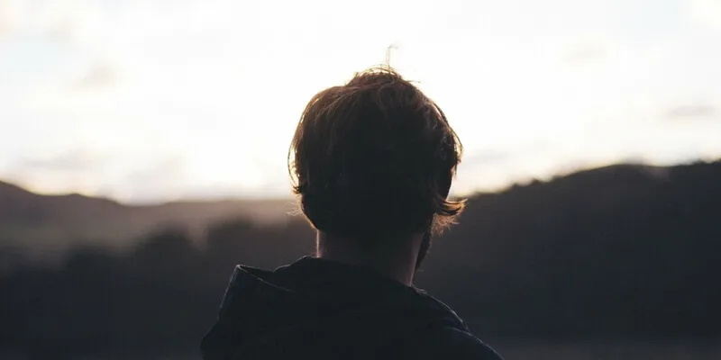 La storia dell'uomo che comprava i libri e li nascondeva a sua moglie