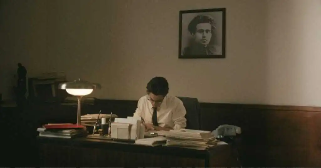 Berlinguer. La grande ambizione, la storia vera dietro al film con Ezio Germano