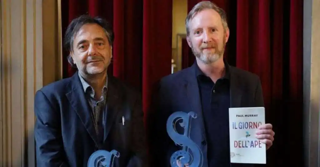 Premio Strega Europeo 2025, vince Paul Murray con Il giorno dell’ape