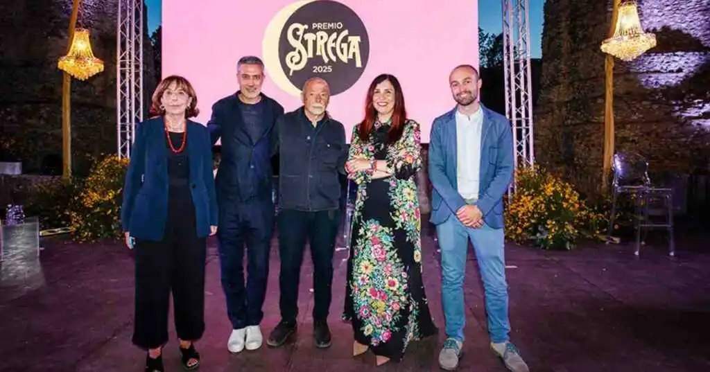 Premio Strega 2025, la cinquina finalista
