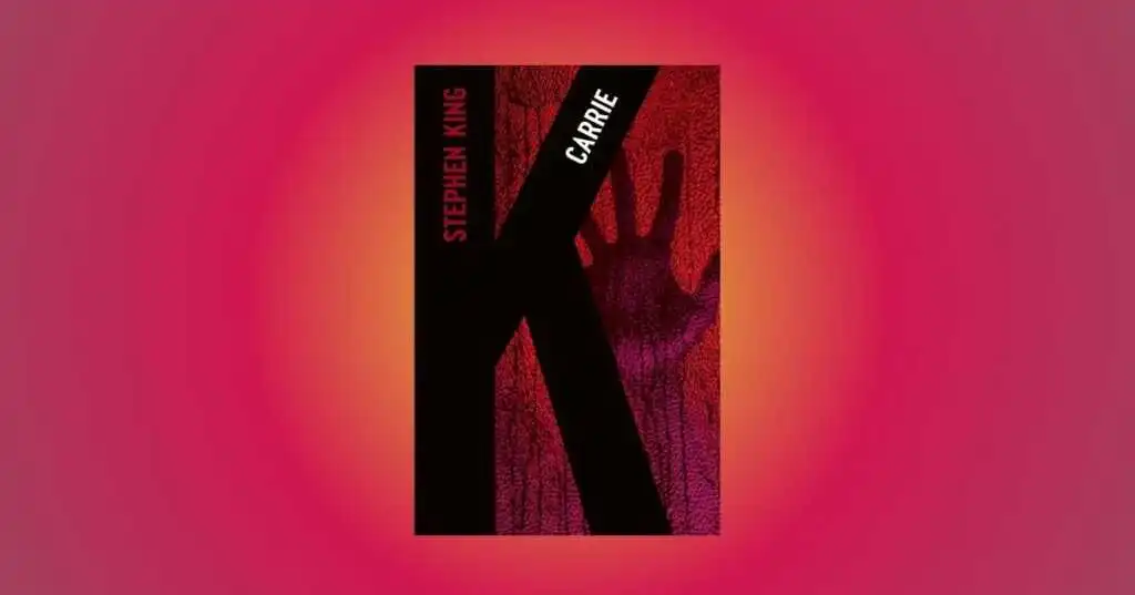 Carrie, il romanzo d'esordio di Stephen King che ha cambiato il genere horror